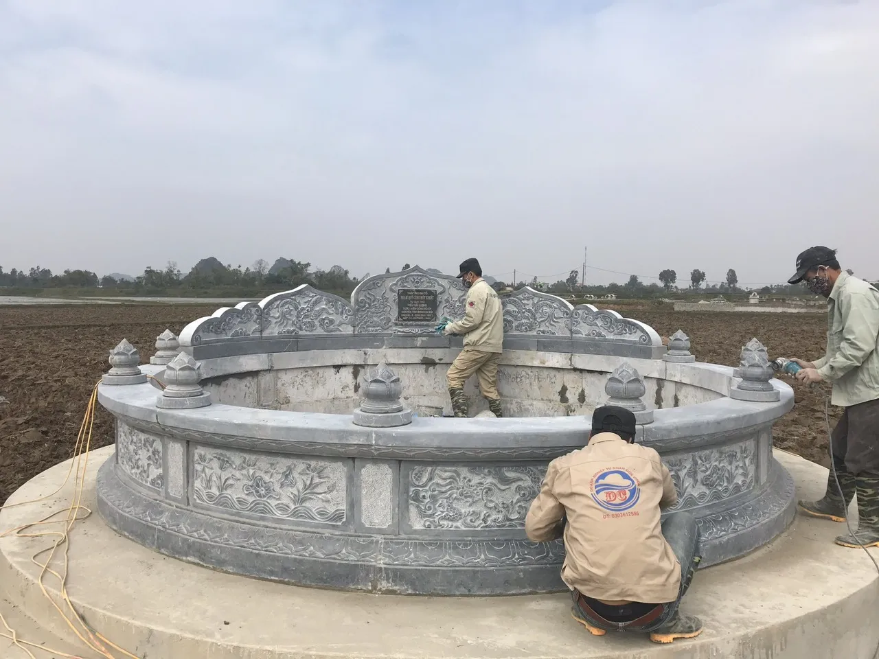 Mẫu mộ tròn Đức Chiến đẹp mã MTĐC007
