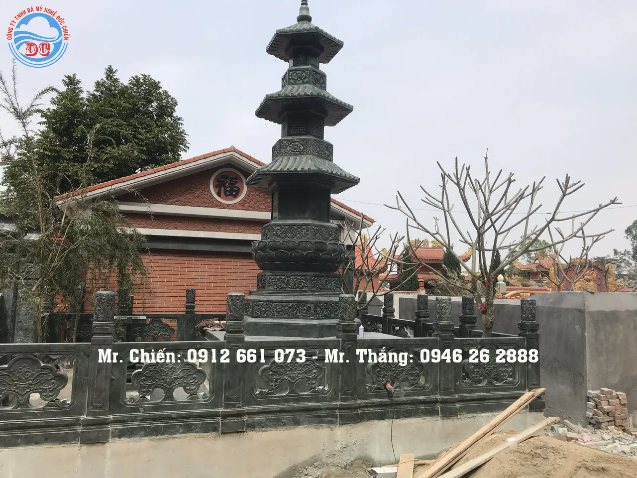 Lăng mộ tháp gia đình tại nghĩa trang Cựu Viên Hải Phòng