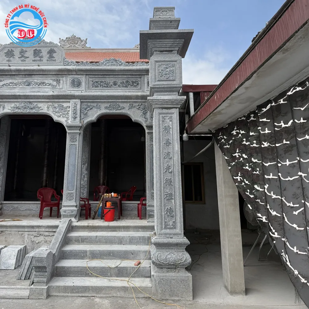 Mẫu nh&agrave; thờ đ&aacute;, nh&agrave; đ&aacute; đẹp nhất 2025