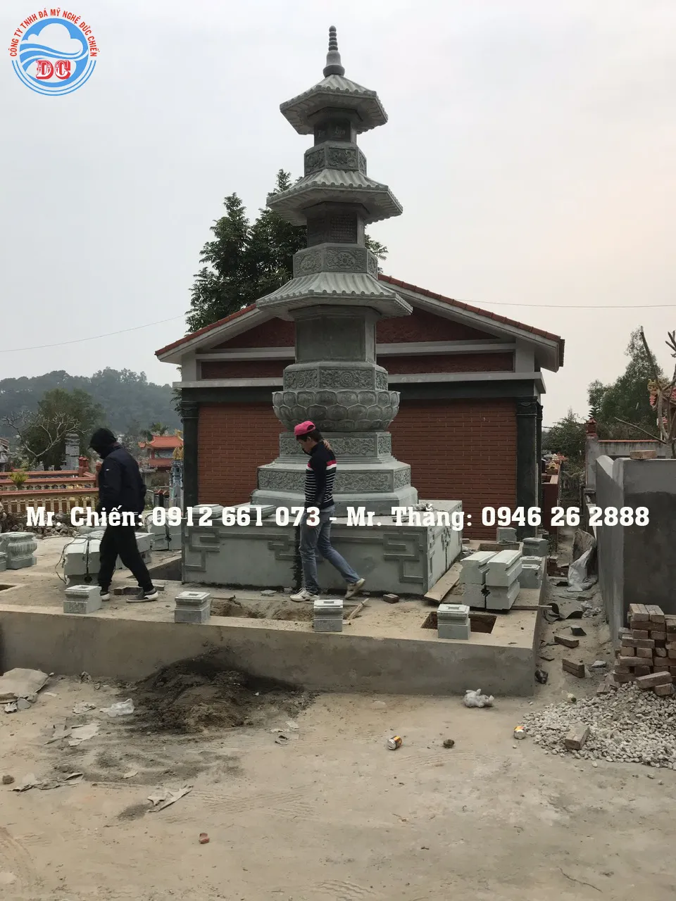 Lăng mộ tháp gia đình tại nghĩa trang Cựu Viên Hải Phòng