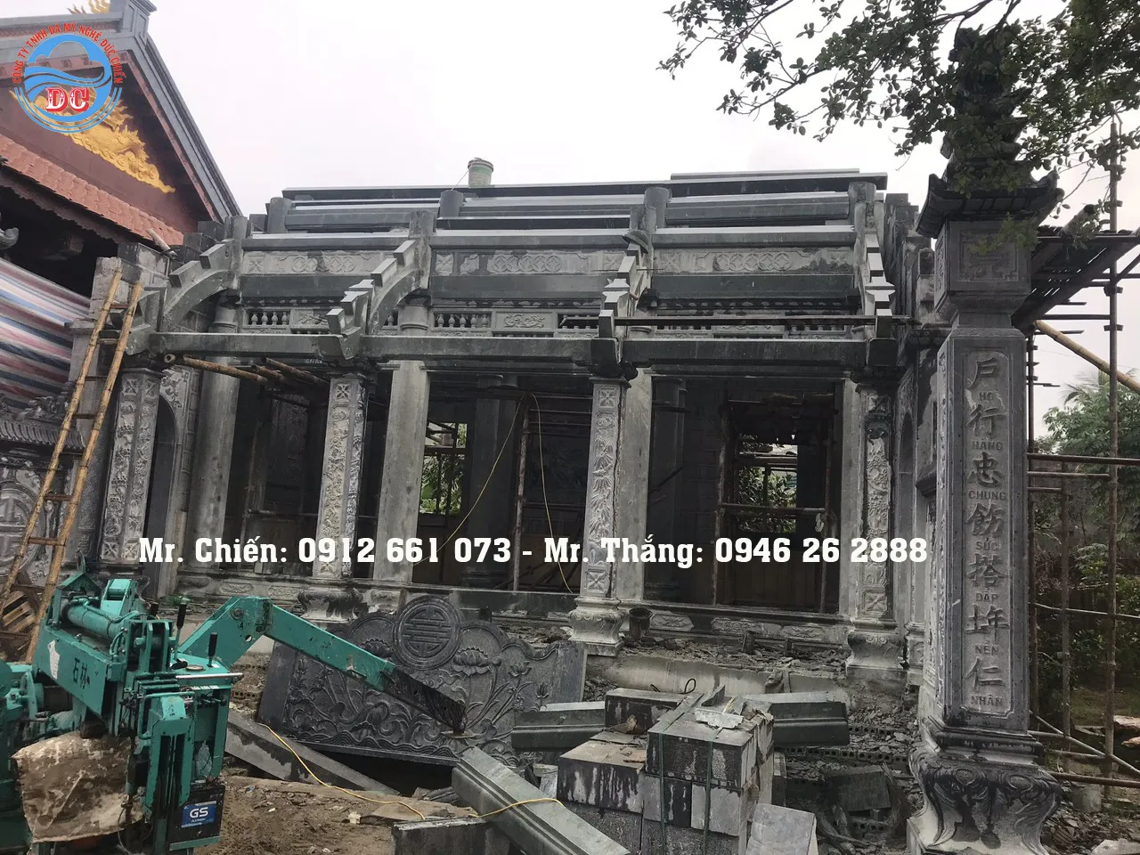 Nh&agrave; thờ họ bằng đ&aacute; nguy&ecirc;n khối tại Hoằng H&oacute;a Thanh H&oacute;a
