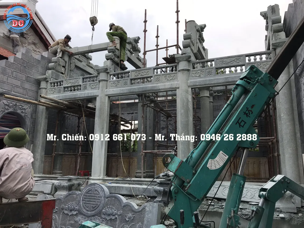 Nh&agrave; thờ họ bằng đ&aacute; nguy&ecirc;n khối tại Hoằng H&oacute;a Thanh H&oacute;a